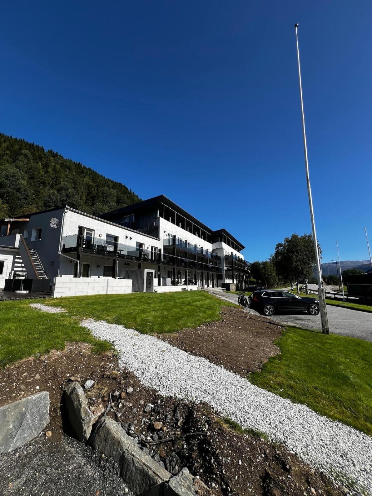 In Oppheim Resort, Pool And View Apartment Voss